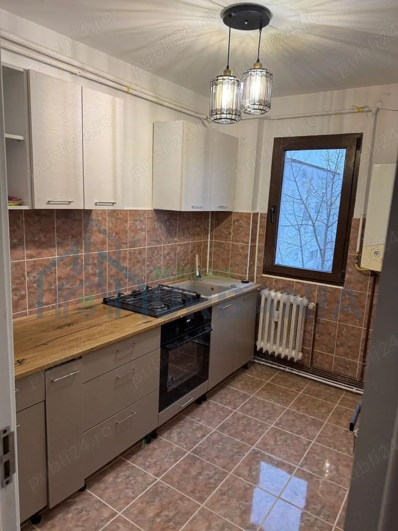 Apartament cu 2 camere zona Podu Ros- Palas Mall - Poză 1