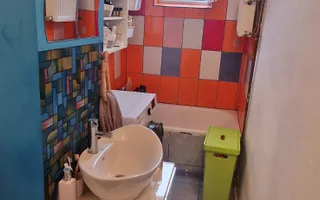 Vand apartament cu 4 camere in zona spitalul judetean,comision ,,0'' - Poză 18
