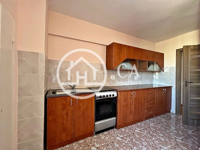 Apartament de vânzare cu 4 camere în zona centrală, Oradea - Poză 7