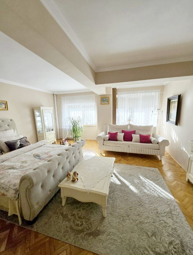 Apartament 3 camere Magheru - Poză 1