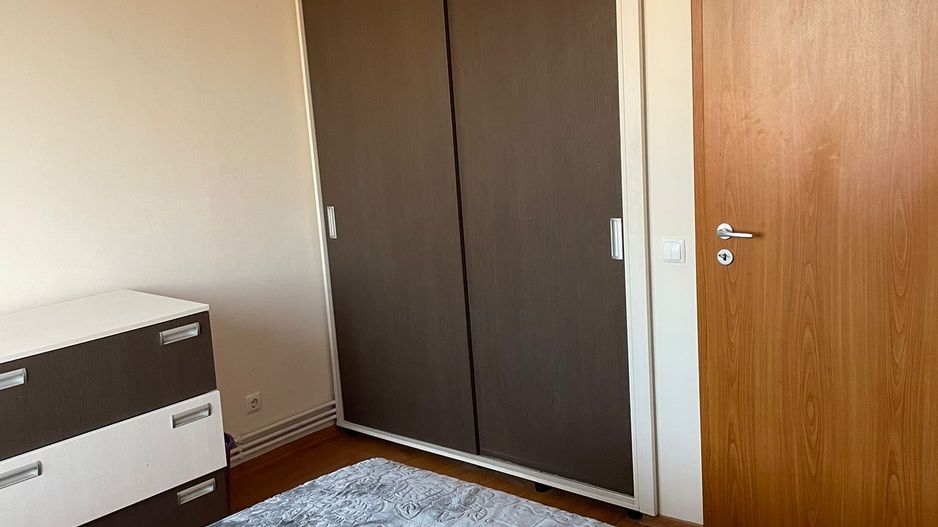 Închiriere apartament 3 camere | Piața Victoriei | Etaj 7/8 cu lift nou - Poză 8