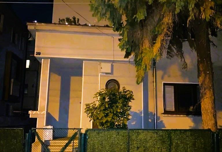 Cotroceni apartament 5 camere in vila - Poză 1