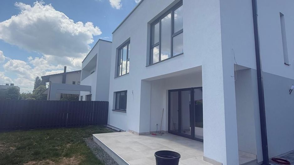 Casa individuala contemporana premium - Dumbravita - Poză 5