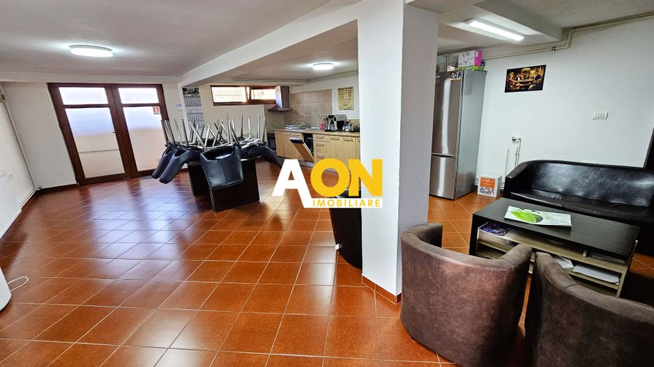 Casa S+P+M, 9 camere, ideala pentru birouri sau clinica, zona Centru - Poză 13