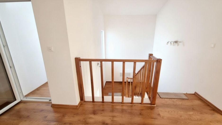 VILA SPATIOASA | 5 CAMERE | CURTE GENEROASA | OTOPENI - Poză 9