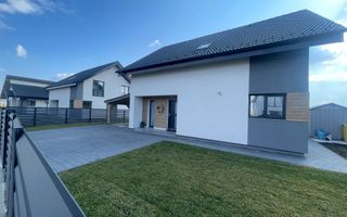 Casă individuală INDEPENDENTĂ ENERGETIC - CARTIER NOU - Poză 1