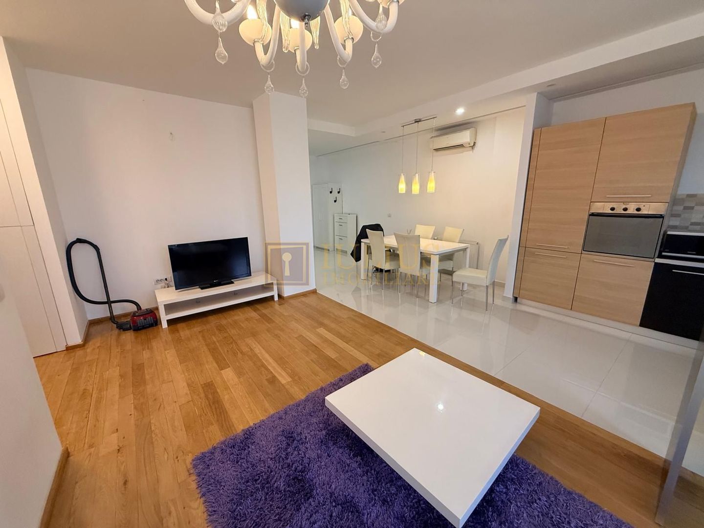 2 camere, langa ISHO-bulevardul Take Ionescu, apartament superb - Poză 6