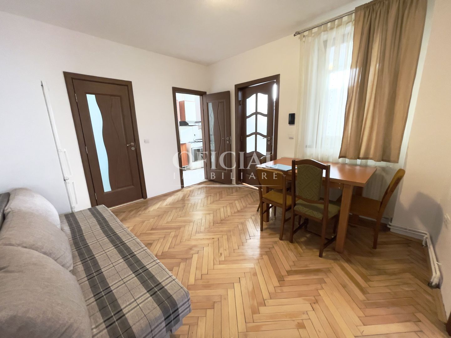 Apartament 2 camere | 52 Mp | Curte | Zona Gruia str. Fierului - Poză 3