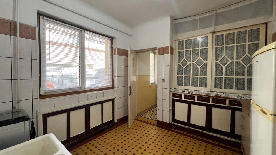 Apartament cu 3 camere de vânzare în zona Bucur Obor - Poză 14
