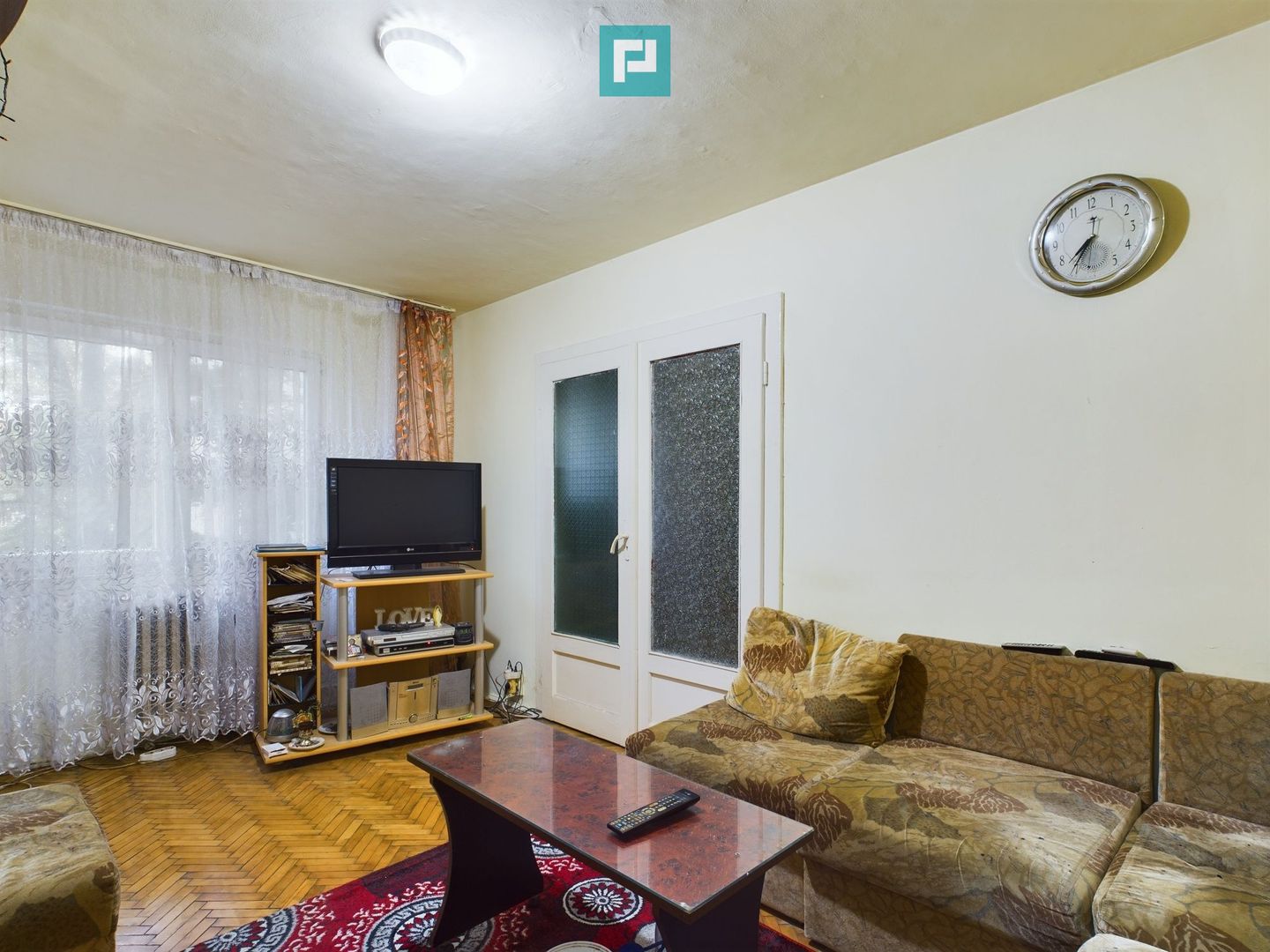 Apartament cu 3 camere în Şagului - Poză 2