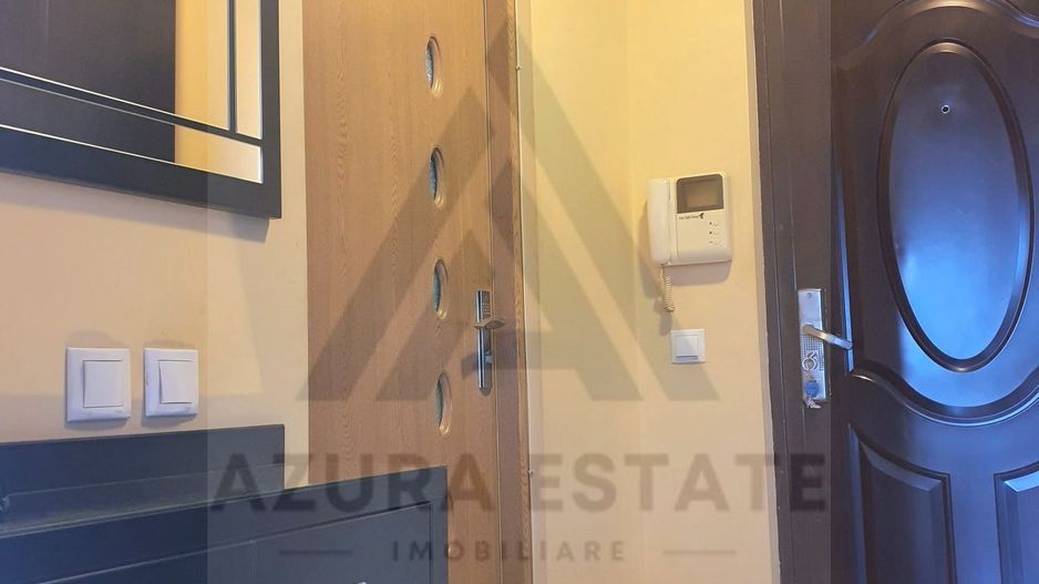 Apartament modern 4 camere 2 niveluri 100 mp utili cu lift in Strand - Poză 11