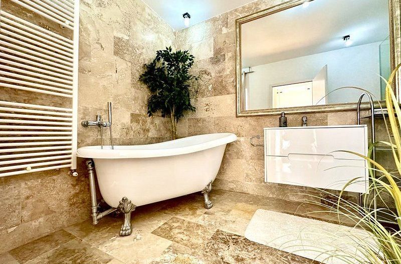 Apartament elegant -curte proprie - garaj - Poză 11