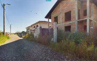 Duplex în Moșnița Nouă, în spate la Castel - Poză 10