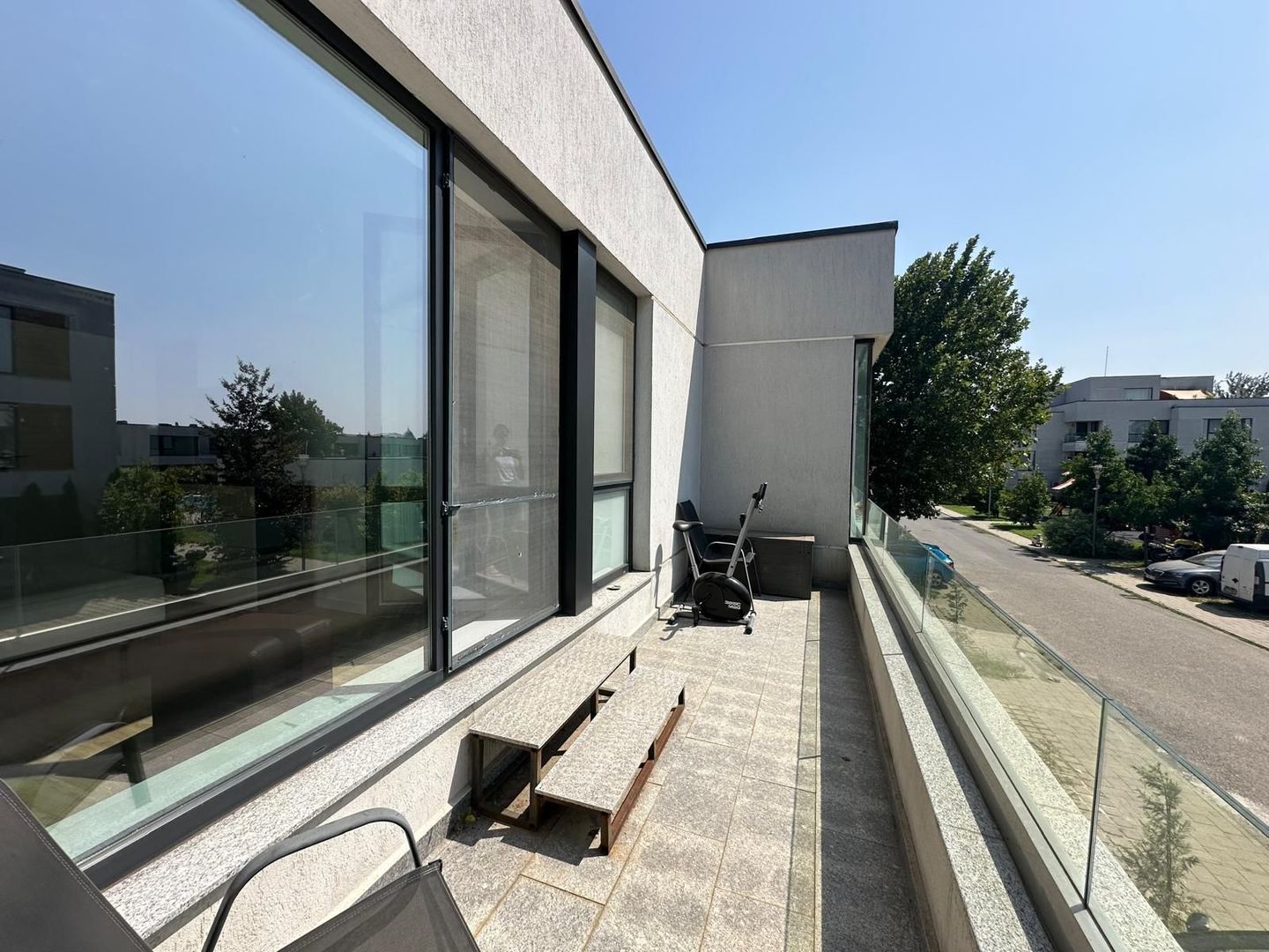 Prelungirea Ghencea – Casă spațioasă, mobilată și utilată, în complex - Poză 22