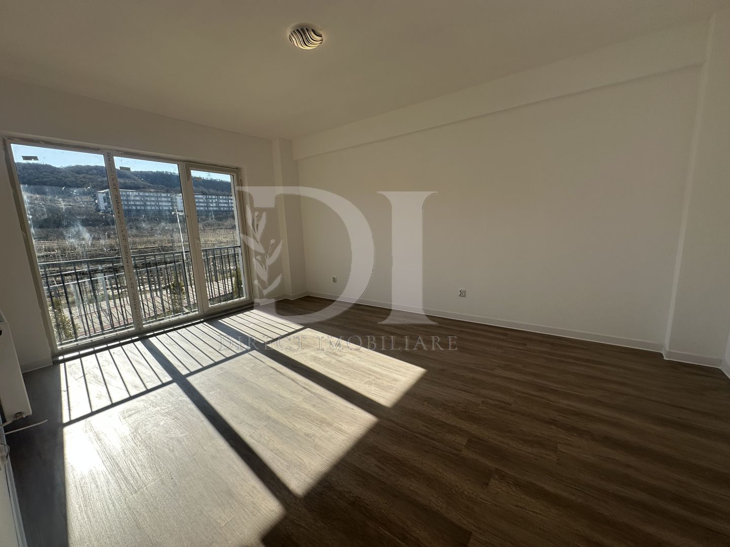Apartament finisat / Zona Terra - Poză 1