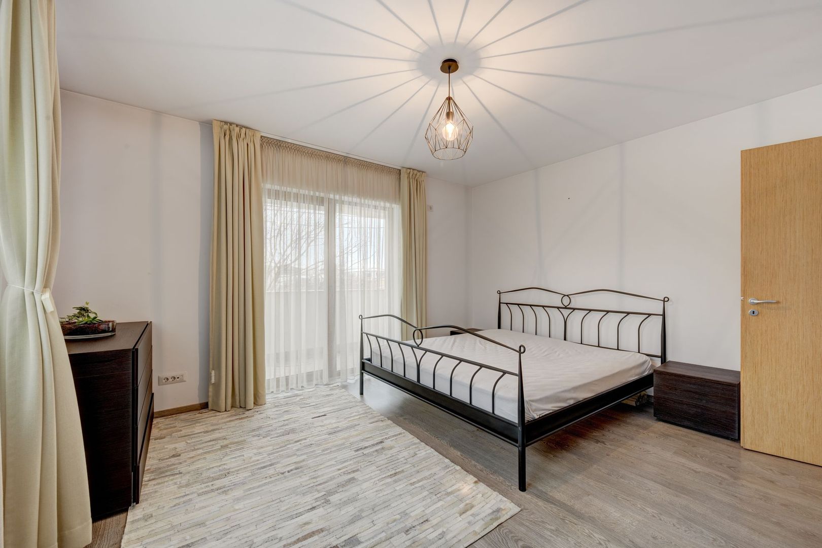 Vila de vanzare in Otopeni-central, zona linistita-Comision 0% - Poză 17