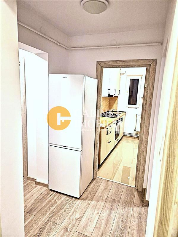 Apartament 3 camere DECOMANDAT- ETAJ 1- PACURARI ALPHA BANK - Poză 5