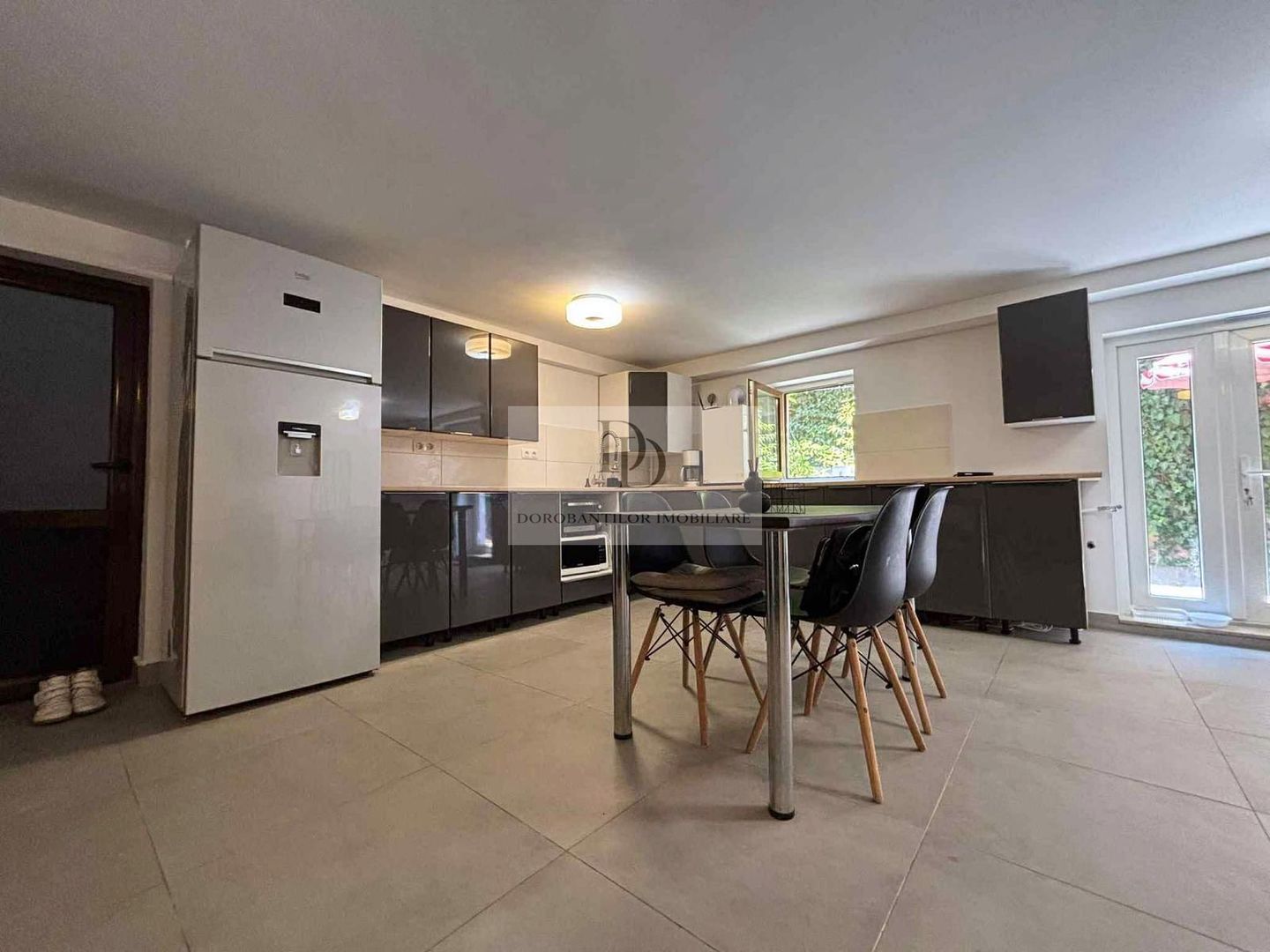 Apartament 3 camere cu Grădină proprie | Parcare | Zona Manastur - Poză 2
