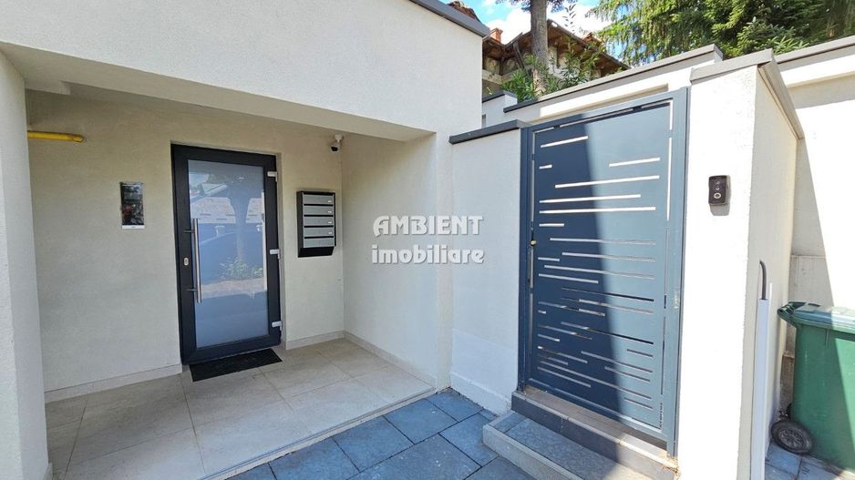 CLADIRE COMERCIALA tip BLOC apartamente D+P+2E, Belvedere COPOU - Poză 2