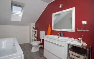 Vilă P+M, Clujului, 190 mp, teren 520 mp, singur în curte. 225 000 E - Poză 40