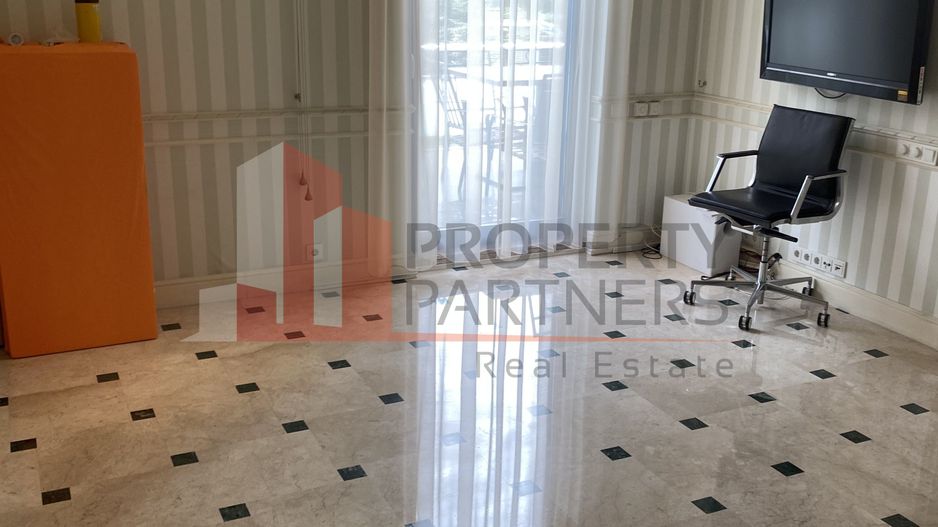 Apartament de lux langa ambasada SUA. - Poză 19