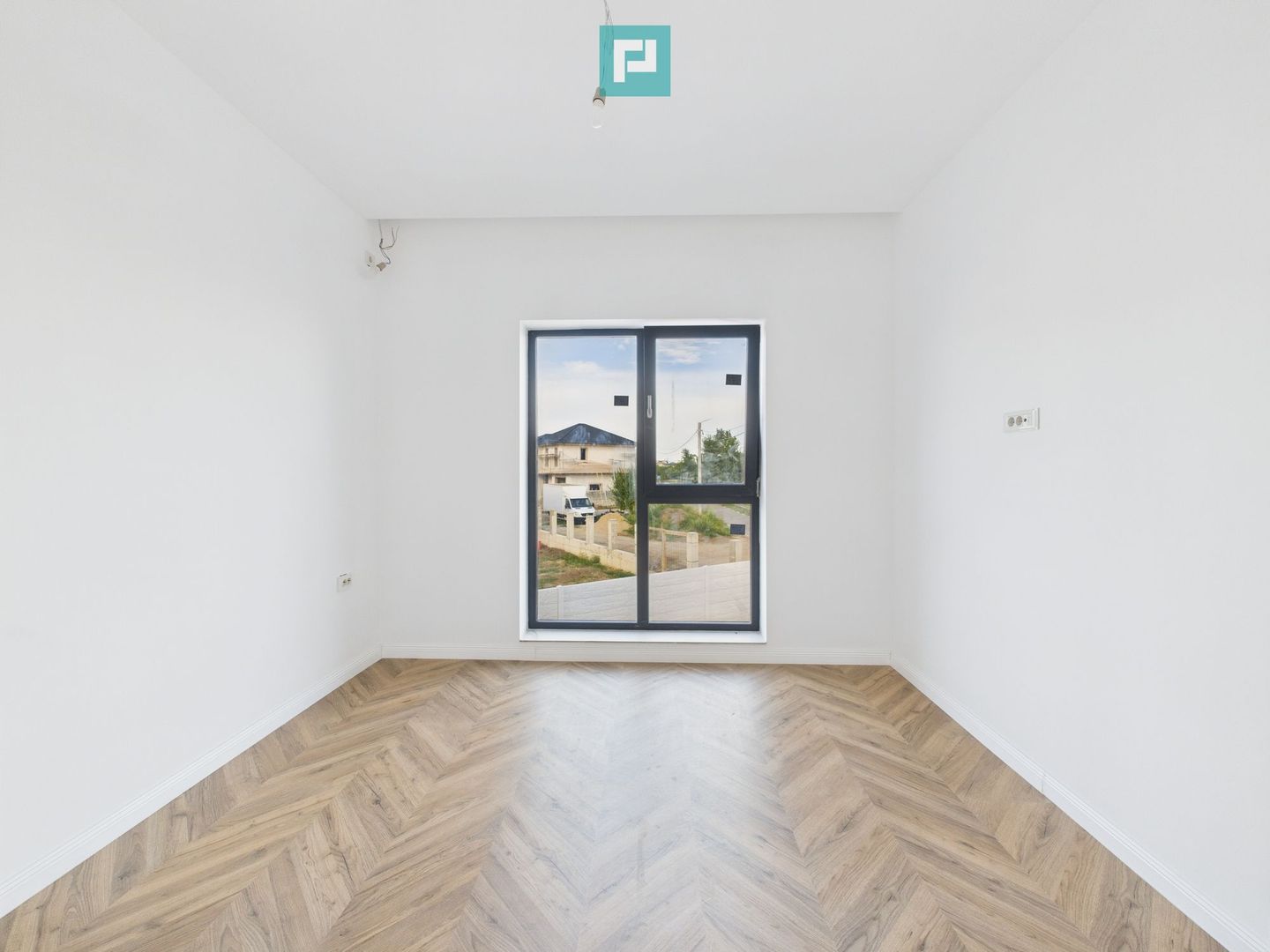 Casă cu 3 camere, design modern, Otopeni – zona Odăi - Poză 8