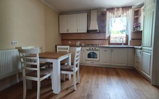 Inchiriez casa cu 3 camere, zona Cetate,  Alba Iulia - Poză 1