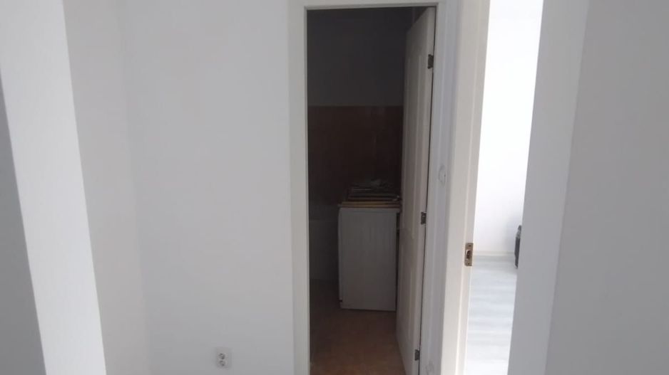 2 CAMERE, BERCENI/RESITA, RENOVAT - Poză 4