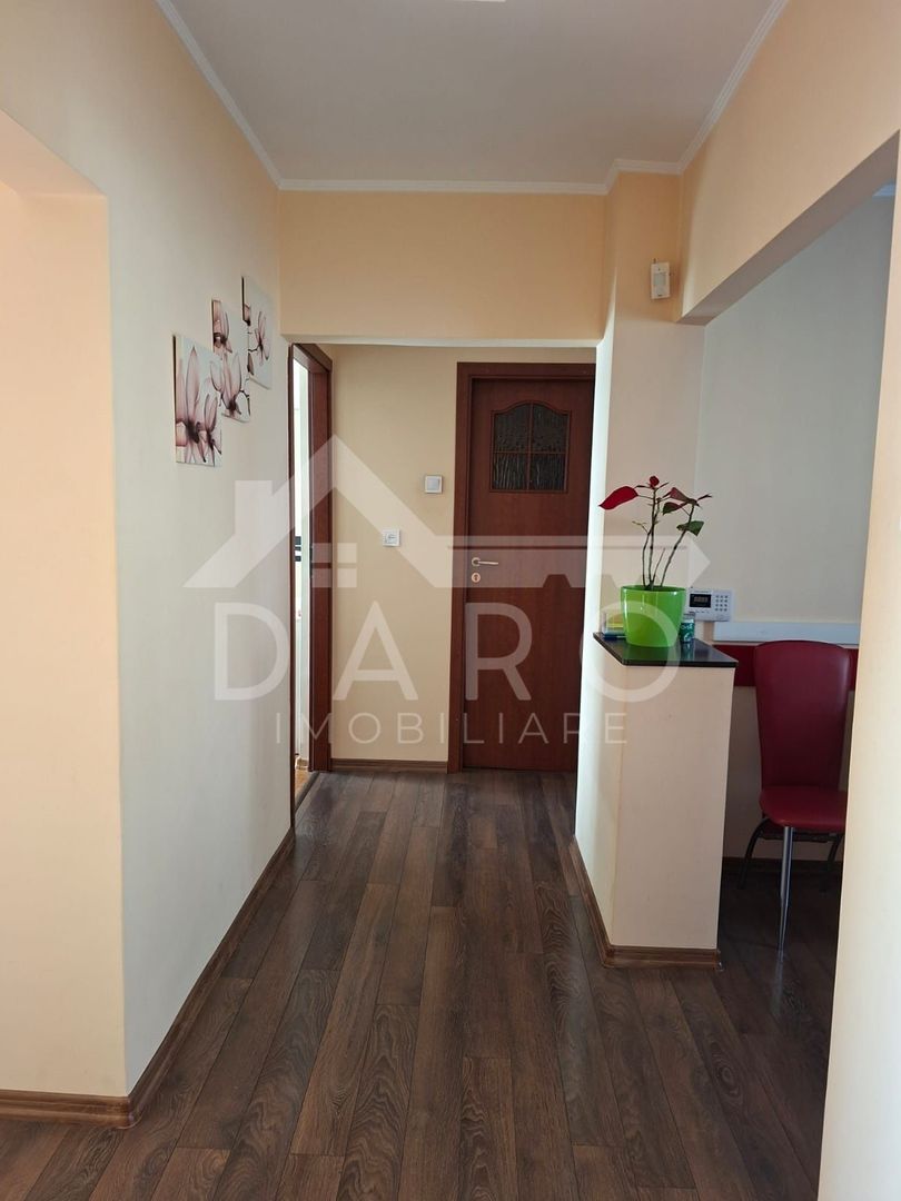 Vand apartament cu 3 camere - Poză 7