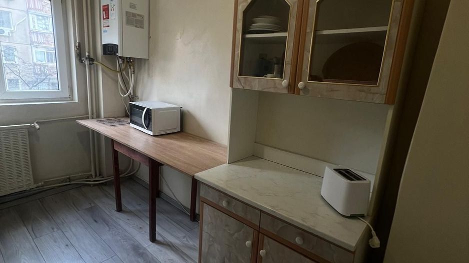 AP. 2 CAMERE RAHOVA, CENTRALA TERMICA, BUCATARIE INCHISA, MOBILAT - Poză 12
