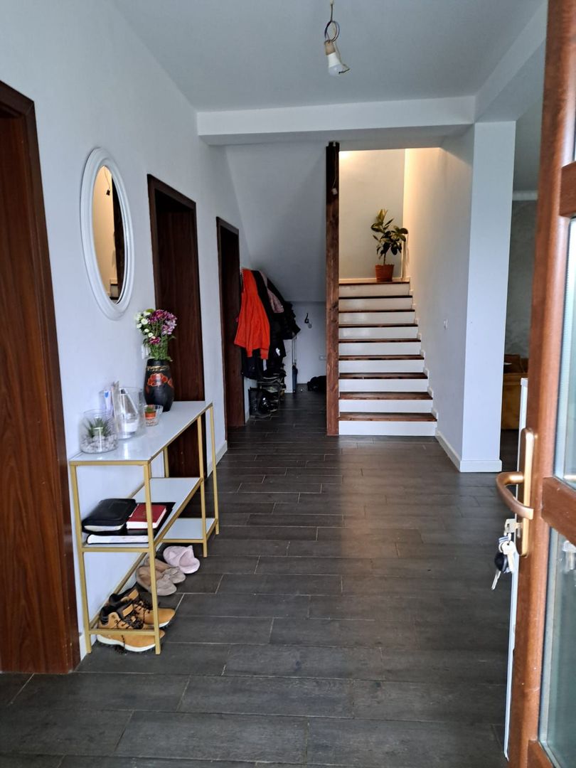 Ideala pentru o familie-casa la cheie - Poză 15