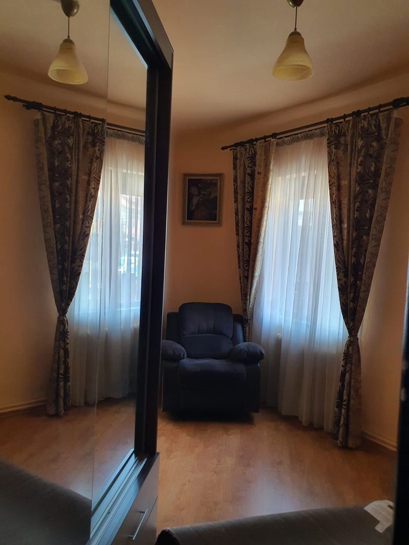 Casa de inchiriat - Domenii - Poză 2