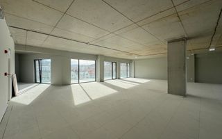 Spatiu de Birouri zona Vivo, 304 m2, terasa 35 m2 - Poză 3