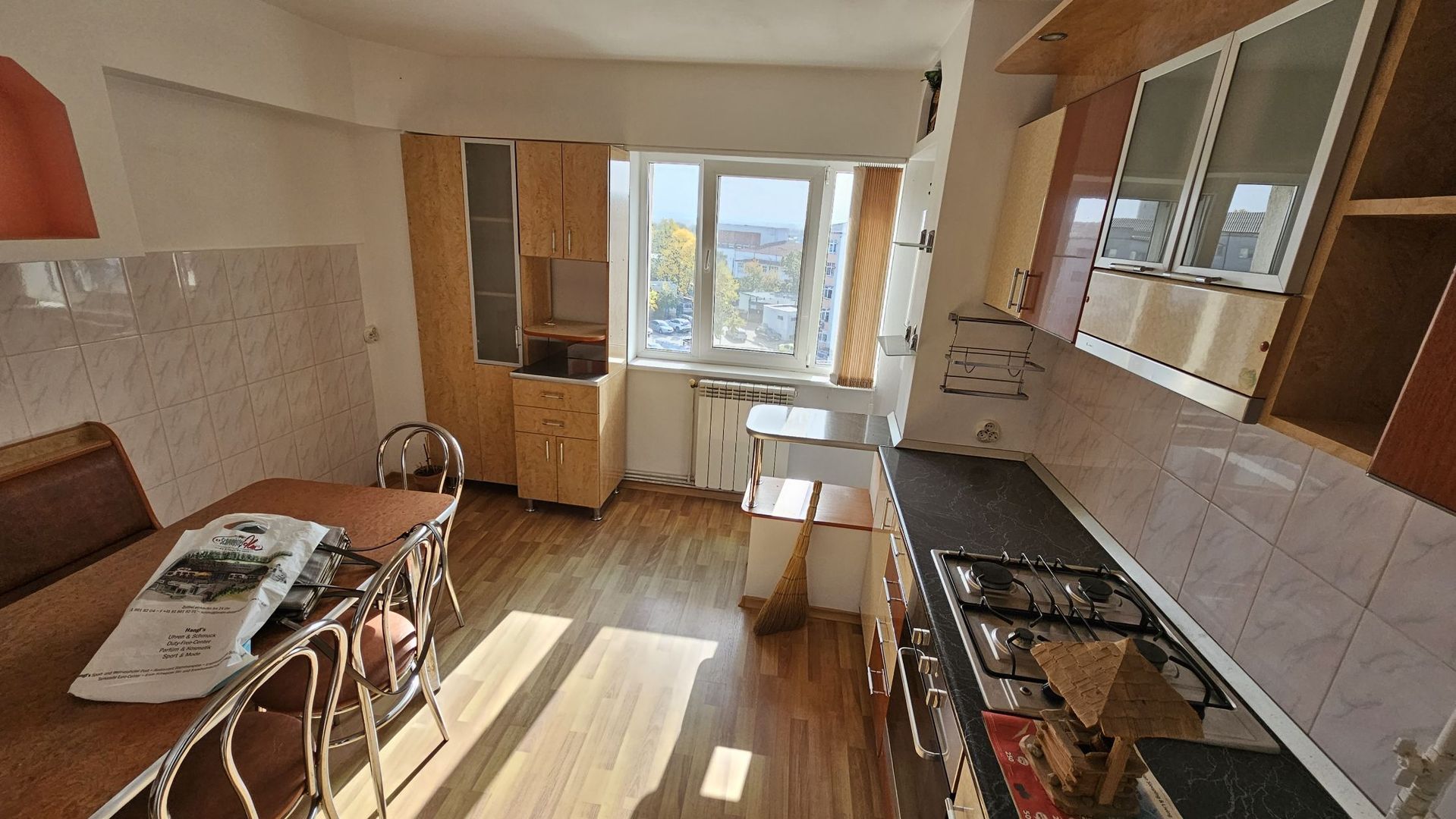 Apartament 2 camere, mobilat și utilat, zona Crucea Gării; - Poză 1