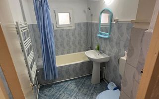 De Vânzare - Apartament 3 Camere, Strada Decebal - Poză 9