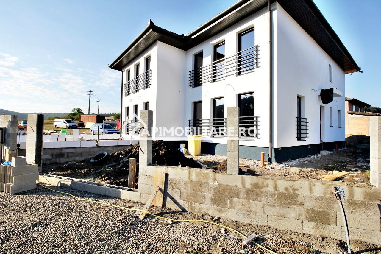 Casa la cheie 4 camere,2 bai,105mp,288 mp teren, 0% comision - Poză 10