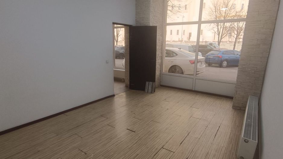 Spațiu Cafenea, Salon Cos., Cab.Stomat. !Vis a vis de Catedrala Neamul - Poză 6