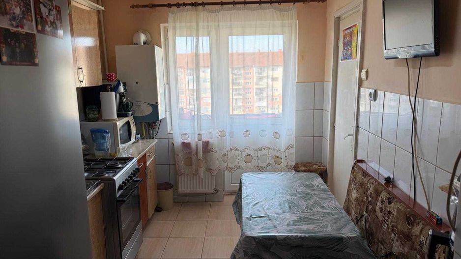 BRASADAS vinde ap 2 cam 58mp Carpați 2 etaj 4/4. - Poză 2