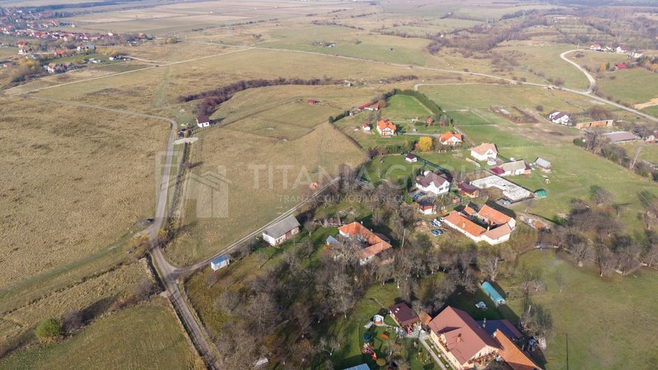 Teren intravilan parcelabil, priveliște spre munți, Sohodol, Bran - Poză 17