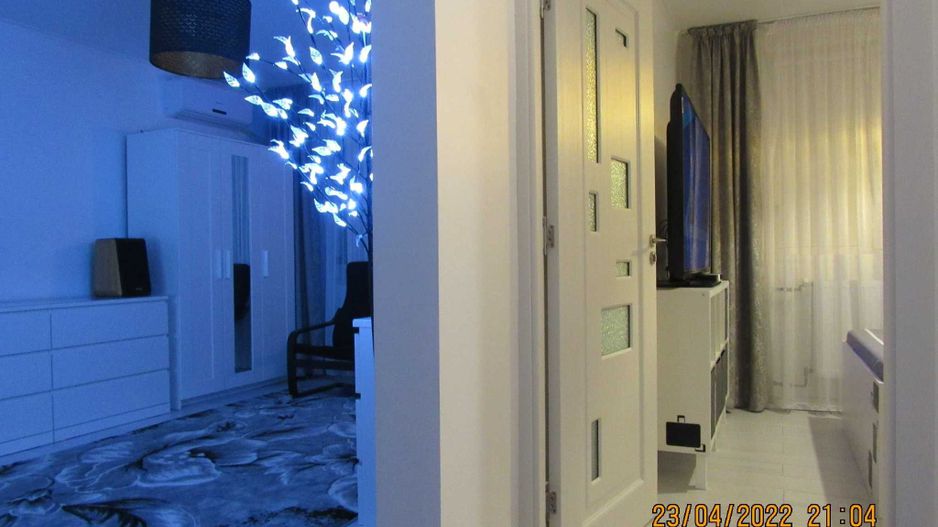 Apartament 3 camere ,  disponibil imediat, Metrou 1 Dec. 1918, Sect.3 - Poză 3