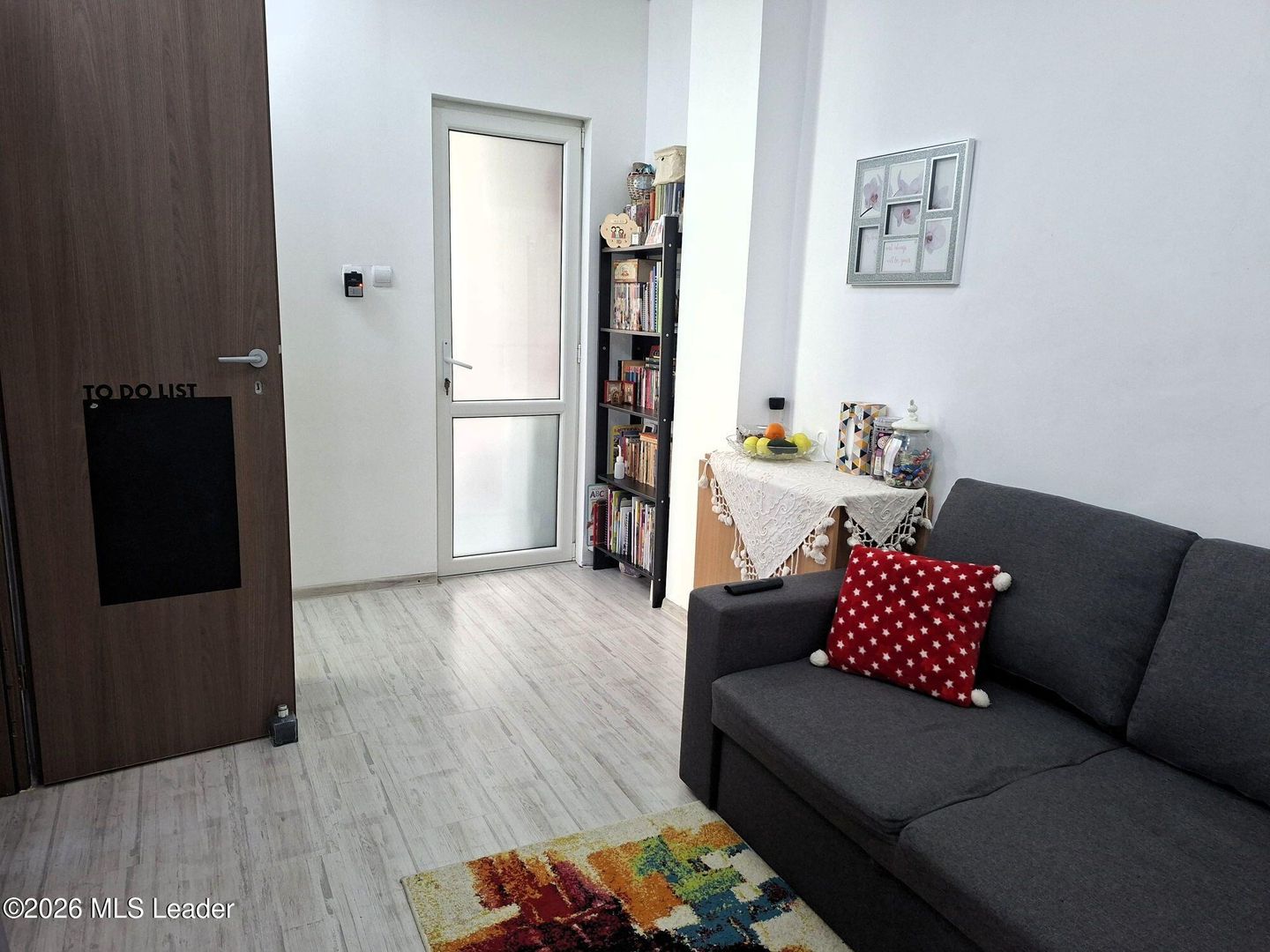 Vila cu 10 camere, destinatie rezidentiala / birouri - Poză 34