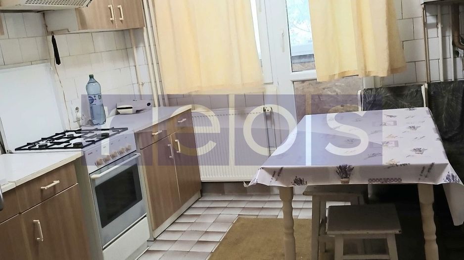 VÂNZARE 3 CAMERE | ZONA TITAN | LOC DE PARCARE | CENTRALA PROPRIE - Poză 4