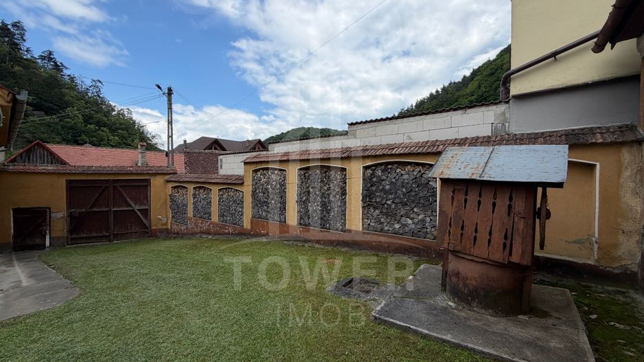 Casă rustică de vânzare în Tilișca, (Marginimea Sibiului) - Poză 3