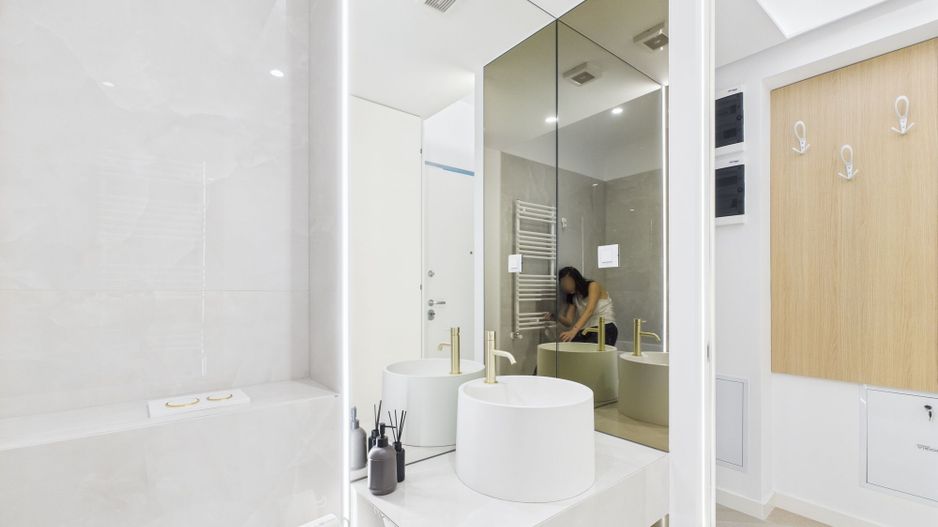 Vand Apartament 2 camere Cortina North - mobilat si utilat - Poză 12