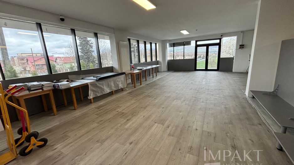 De vânzare spațiu comercial, show-room - Florești - Poză 1