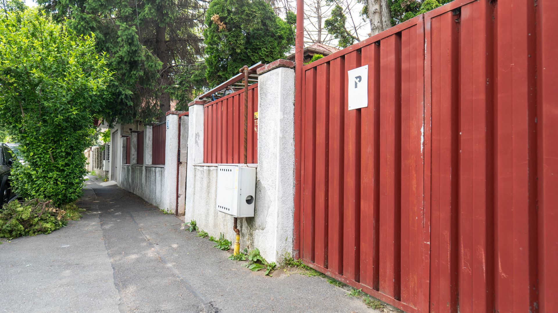 Casă individuală de vanzare + teren intravilan 539 mp - Parc Bazilescu - Poză 2