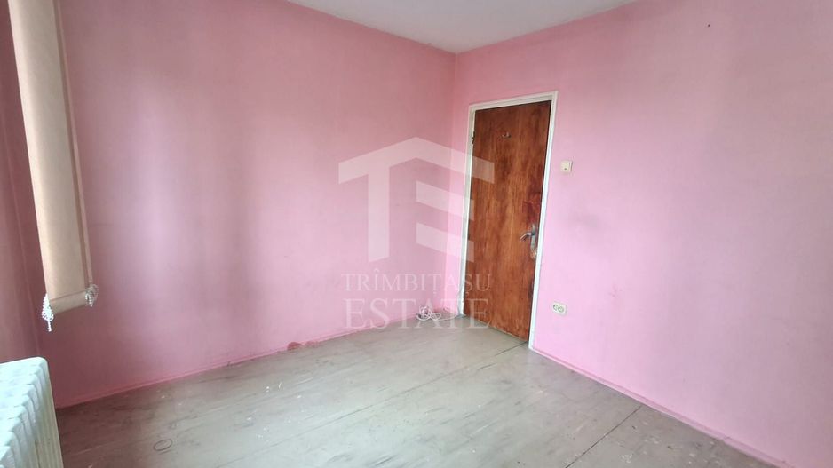Apartament de vanzare 2 camere decomandat   Luica 35. - Poză 4