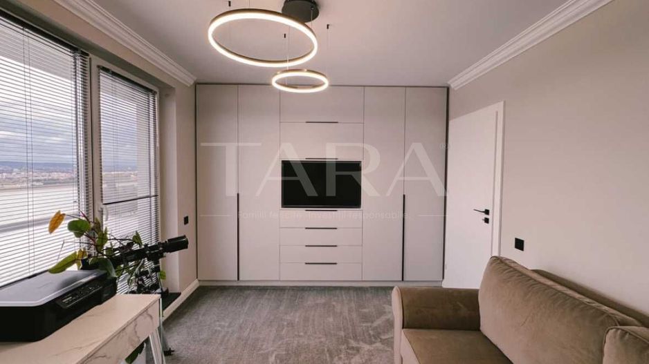 Apartament tip penthouse cu terasă panoramică. Vivo Cluj-Napoca. - Poză 4