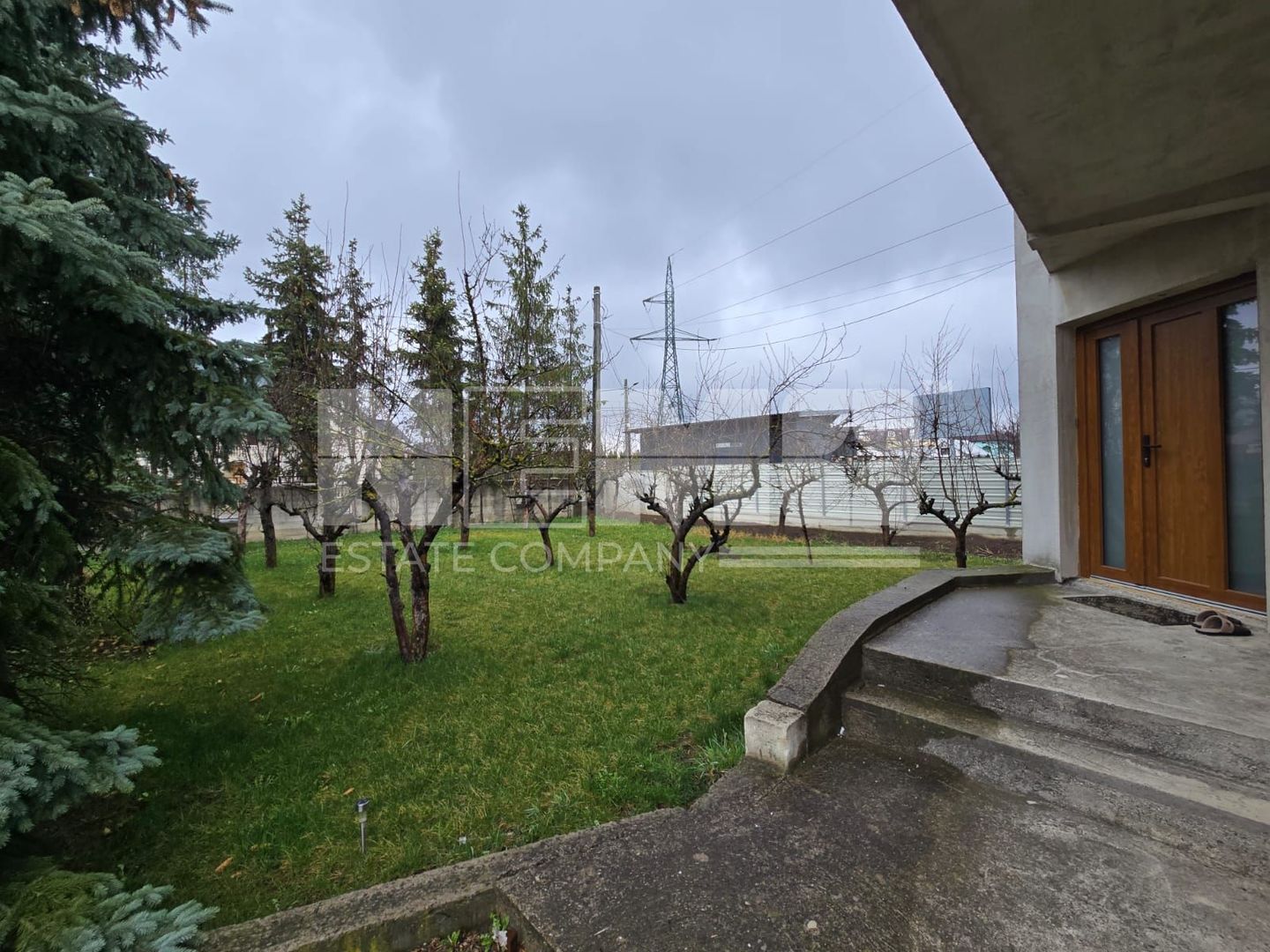 Casă spațioasă la 650000 de euro I Volovăț - Poză 20