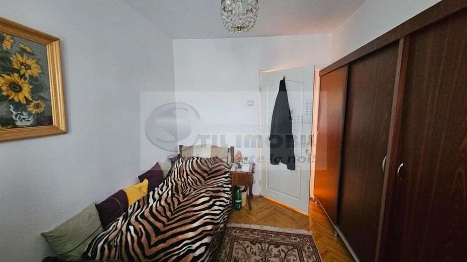 Apartament 4 camere, 95 mp – zonă Hala Centrala - Poză 8